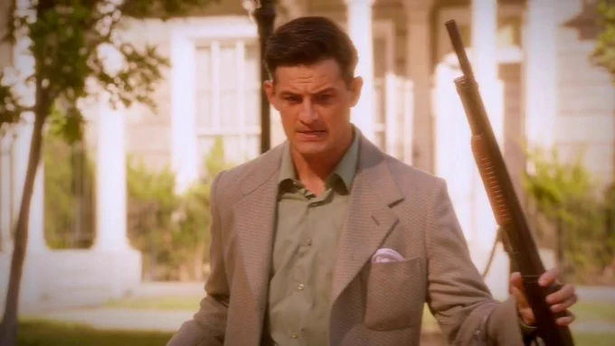 daniel sousa holding a rifle in "agent carter"