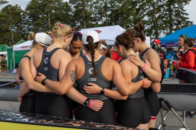 women's rowing