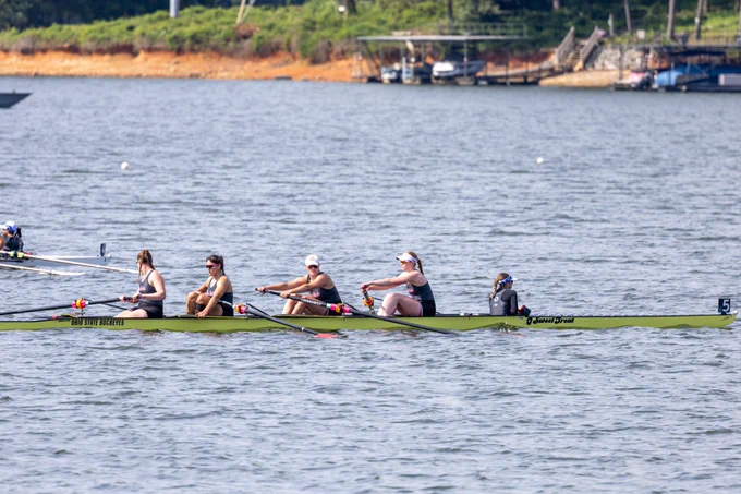 women's rowing 