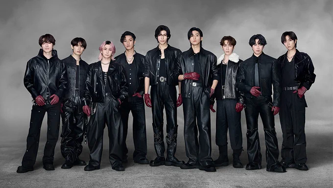 (From left to right) Tatsuya Fukazawa, Koji Mukai, Daisuke Sakuma, Hikaru Iwamoto, Raul, Ren Meguro, Shota Watanabe, Ryota Miyadate, and Ryohei Abe of Snow Man