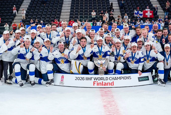 Finland poses for a photo after winning the 2026 IIHF Men's World Championship. 