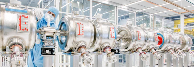 Part of the chain of superconducting cavities that make up PIP-II.  https://lbnf-dune.fnal.gov/how-it-works/neutrino-beam/