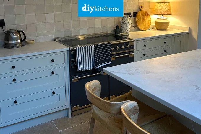 An Innova Helmsley Mussel Inframe #kitchen | DIY Kitchens