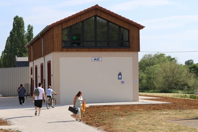 Inauguration de la nouvelle MJC- espace de vie sociale de la commune.