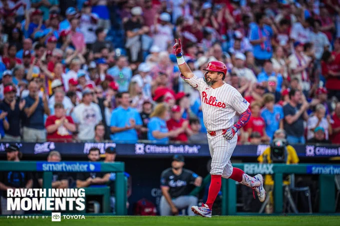 Kyle Schwarber celebrates his 25th home run of the year