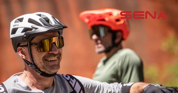 Mit der bewährten Qualität seiner Bluetooth- und Mesh-Kommunikationstechnologie hat Sena für jeden Radfahrer die perfekte Lösung. Dank Smartphone-Konnektivität und voll integriertem Audiosystem sind Sie RideConnected mit unseren Fahrrad-Smarthelmen unterwegs!