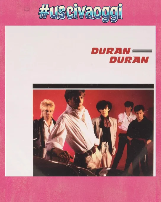 Copertina dell'album Duran Duran, dei Duran Duran. C'è una loro foto in basso a destra, grande però quasi mezza copertina. Il resto è bianco con la scritta Duran Duran in rosso in alto a destra.