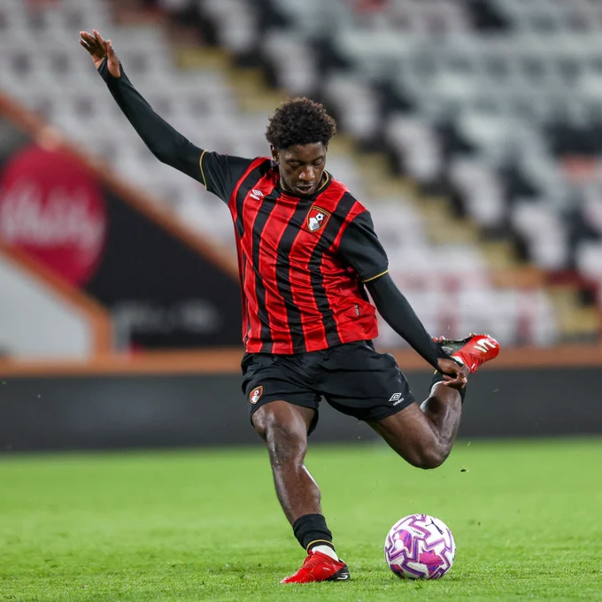 Michael Dacosta Gonzalez kicks the ball at Vitality Stadium.