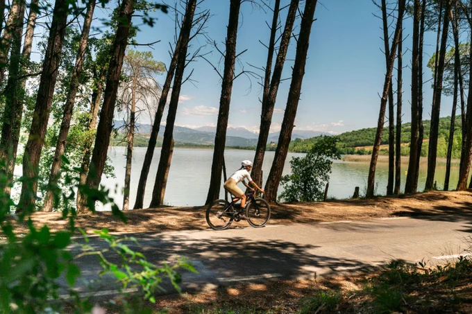 Explora el Pirineu i les Terres de Lleida sobre dues rodes 🚴‍♂️!