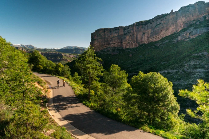 Explora el Pirineu i les Terres de Lleida sobre dues rodes 🚴‍♂️!