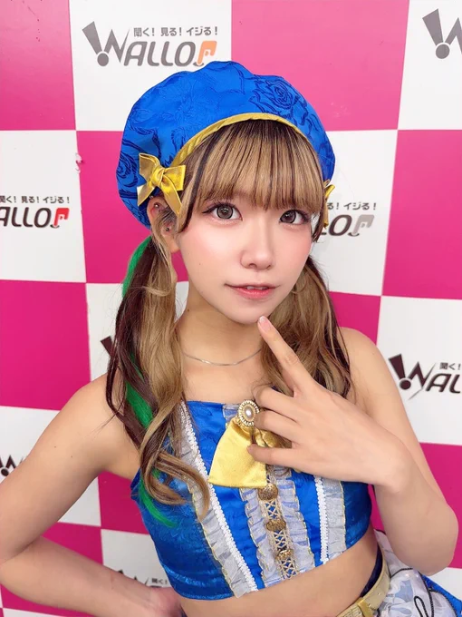 じんたんが1位だったのでみんなで緑色のエクステつけたよ💚