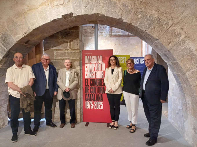 Inauguració a Girona de l'exposició "Imaginar, compartir, construir. El Congrés de Cultura Catalana 1975-1977"