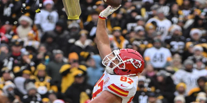 Jay Bilas discusses Travis Kelce's past basketball career aspirations