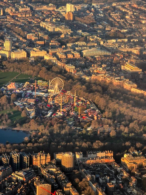 city scape of London prime real estate - photography under commons license.