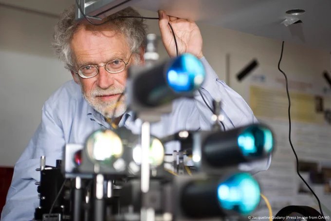 Anton Zeilinger in a laboratory setting