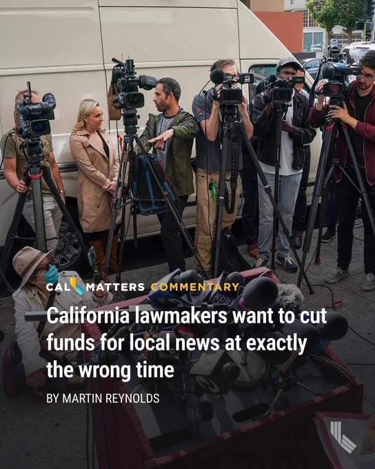 Members of the media gather for a press conference in Oakland on Sept. 26, 2023. Photo by Loren Elliott for CalMatters