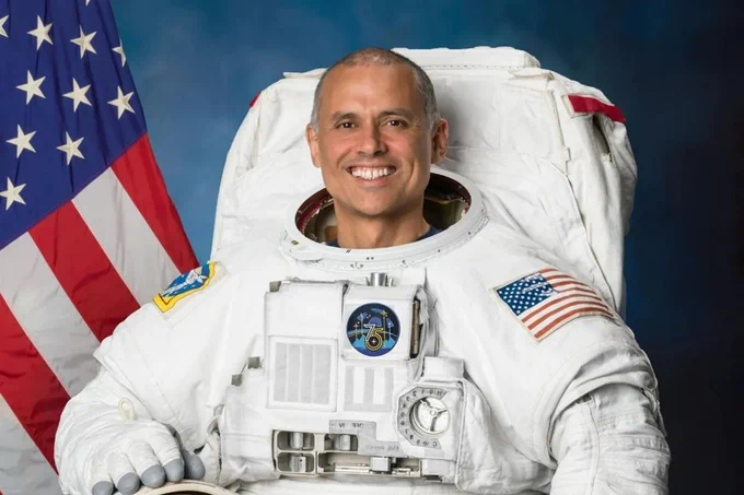 NASA astronaut and International Space Station Expedition 74/75 flight engineer Anil Menon poses for a portrait at NASA’s Johnson Space Center in Houston.
NASA/James Blair
