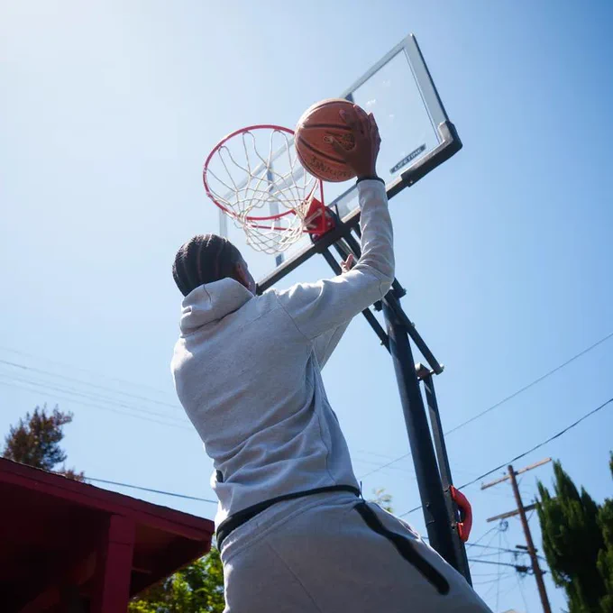 These Teens Have The Weight Of The World On Their Shoulders