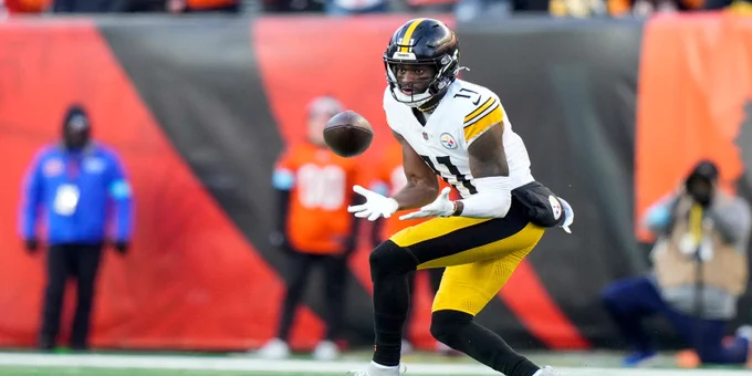 Former Steelers wide receiver could be a fascinating addition after roster cuts