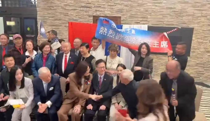 谈笑风生