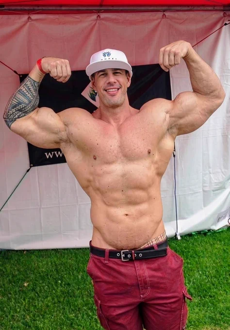 Muscle Man 