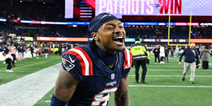 Should the Texans try to reunite with former Patriots star WR Stefon Diggs?