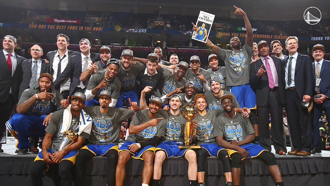Warriors team photo following 2015 NBA title