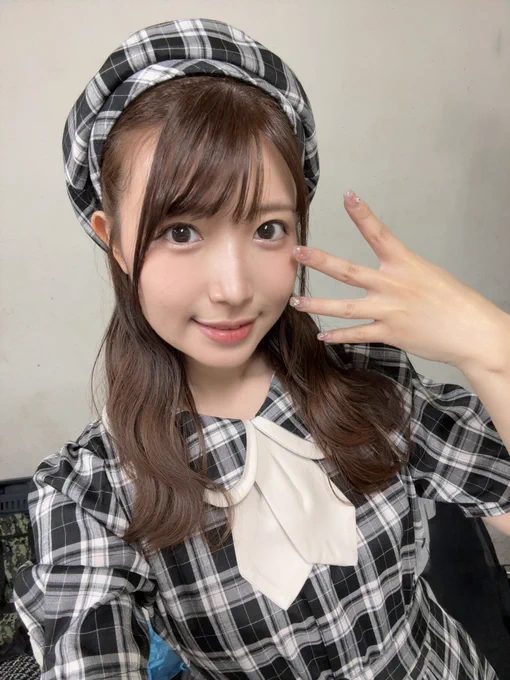 写真なさすぎたので、1番最近のイベント時の私で🙇