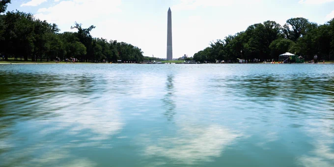 Algae removal follows major Reflecting Pool redesign in DC