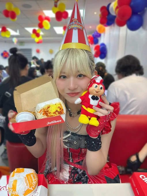I love Jollibee❤️🐝🍗