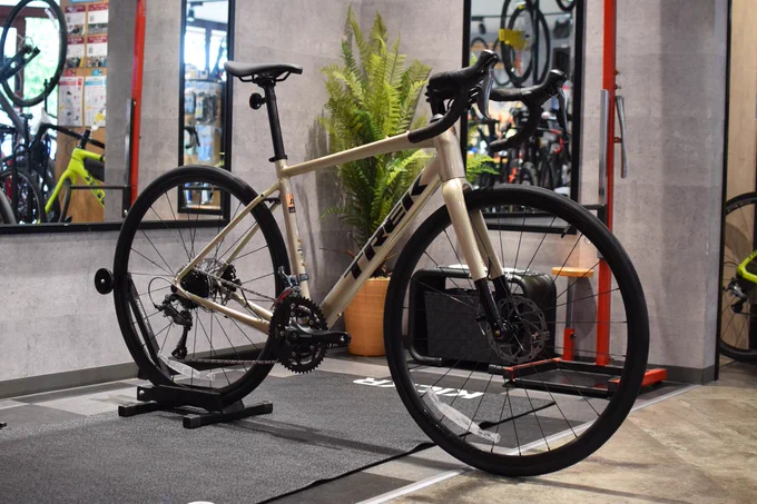 Trek Domane AL 2 Gen 4 2027年モデル