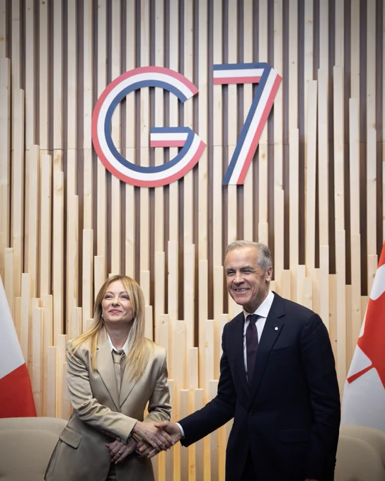 Prime Minister Carney meets with Prime Minister Giorgia Meloni of Italy at the G7 Summit in Évian, France.