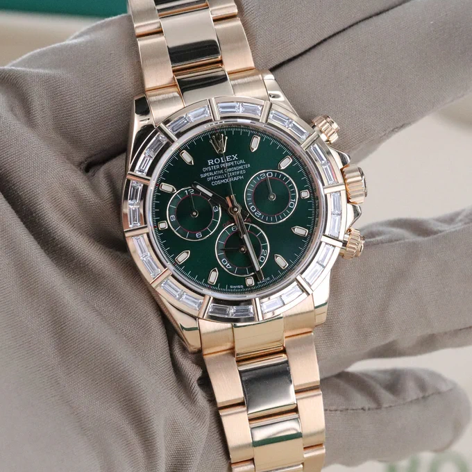 📸 Timepiece Exclusives