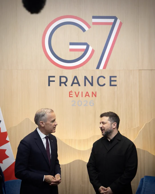 Le premier ministre Carney rencontre le président Zelenskyy de l’Ukraine à Évian-les-Bains, en France.