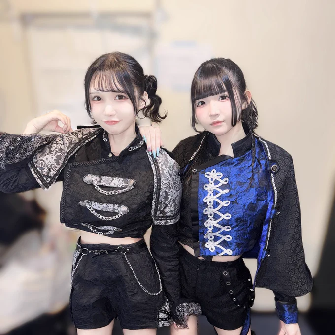 「狂育実習」されました〜☺️☺️
界隈は違うかもしれないけど
これからもヘルちゃんと仲良くさせてもらいます！🫵🏻

盛り上げに来てくれたみんな！！！
フロアのみなさん！！
めちゃくちゃ最高でした〜🥰


お客さんパンパンの生誕祭本当におめでとうです！🎊