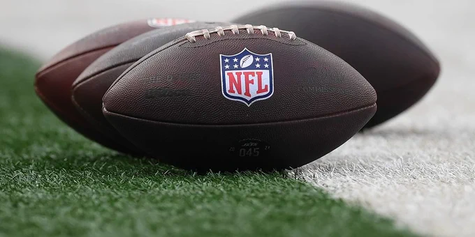 What is the NFL supplemental draft, and how does it work?