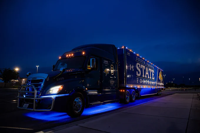 Photos of EQ Truck with new lighting additions. 