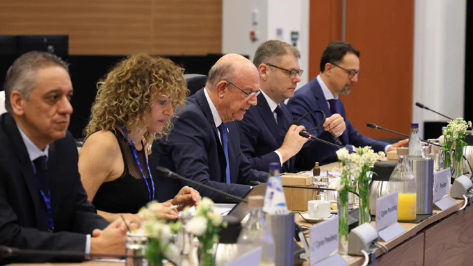 Lefkosia ~ Informal meeting of EU Ministers responsible for Cohesion Policy underway

Finance Minister Mr Makis Keravnos chairs discussions on: 
🔹the “Right to Stay”  
🔹the challenges faced by island regions, in light of the forthcoming EU Strategy for Islands

#CY2026EU 🇨🇾🇪🇺
