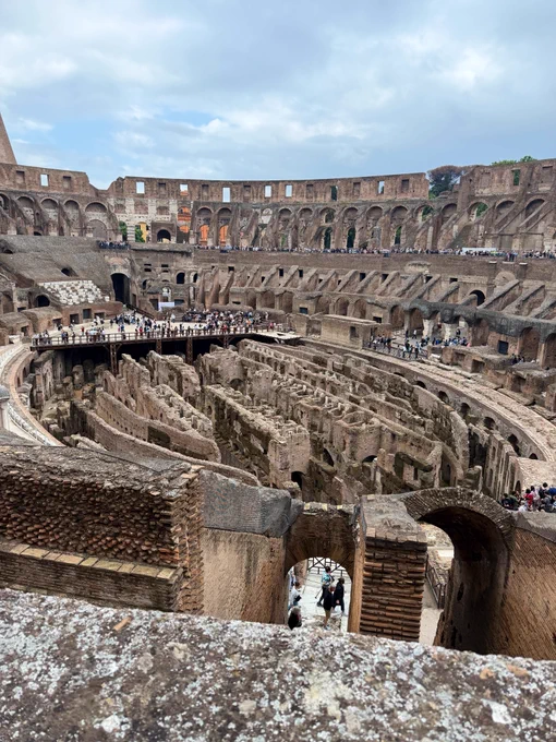 Good morning, Rome, Roman coliseum,