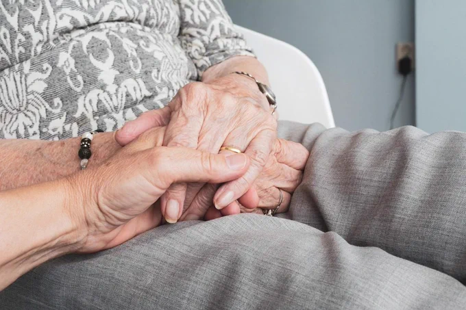 hands, old, old age, senior citizens, vulnerable, concern, old person, elderly, retirement, self-reliance, loneliness, woman, grandmother, seniors, lived, help out, happy mothers day, support, together, friendship, mom, mum