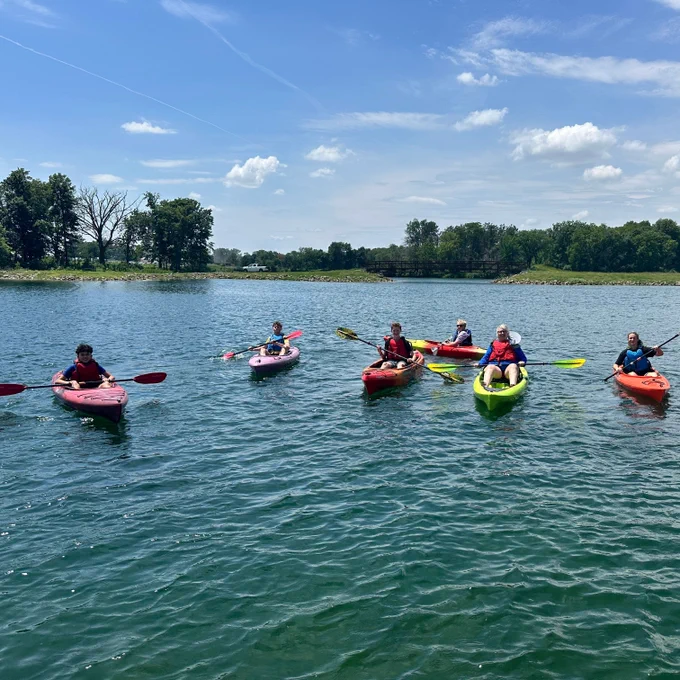 7th grade students kayaking at Hickory Grove