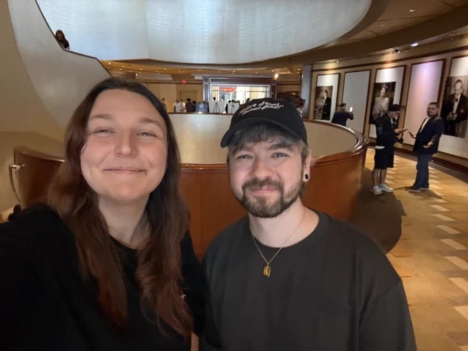 Rosie stood next to jacksepticeye