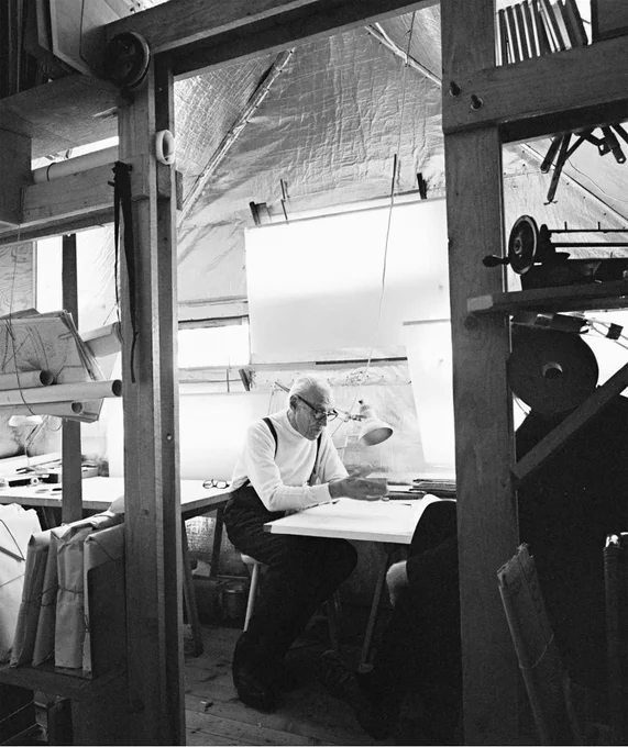 Sigurd Lewerentz in his studio.