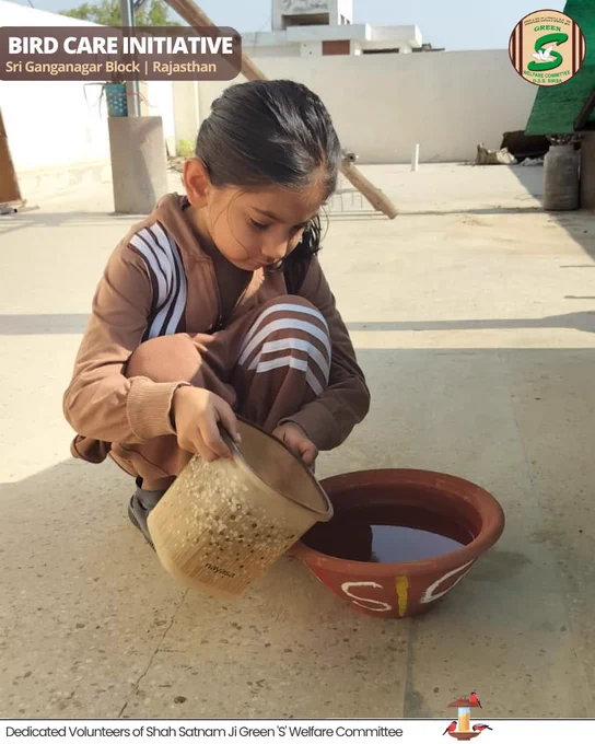 A bowl of water can be a lifeline in the summer heat. 🐦

In Jagadhri, Haryana, volunteers of Shah Satnam Ji Green 'S' Welfare Committee are caring for our feathered friends during the scorching summer. By placing water and grains in accessible spots, they are helping birds stay hydrated and nourished when natural food and water sources become scarce.

A small act of kindness can save a precious life. Let's all do our part to protect and nurture nature. 


[Bird Care, Nurturing Birds, Summer Relief, Save Birds, Nature Care]