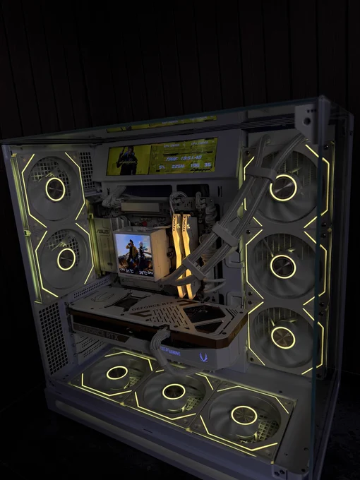 Ryzen 7 9800x3d 
RTX 5070 TI Zotac Solid Core 16GB OC 
Asus B850 Max Gaming WiFi 
DDR5 32GB TeamGroup T-Force 6kmhz
2TB XPG 
Thermalright Peerless Vision 
Majesty 850w 3.1 gold 
Falcon x   9.2 SS