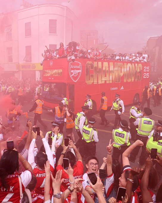 Arsenal women during their 2025/26 trophy parade