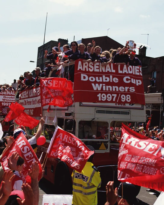 Arsenal women during their 1997/98 trophy parade