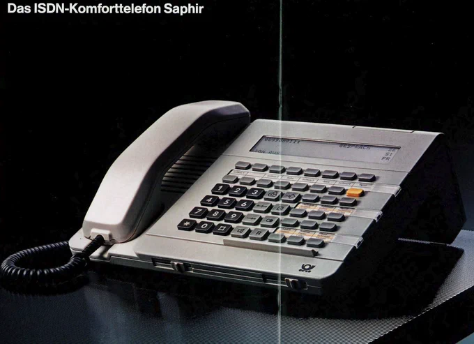 Bild des ISDN-Komforttelephons Saphir der Deutschen Bundespost aus einem ISDN-Telephonprogramm vom Oktober 1988.