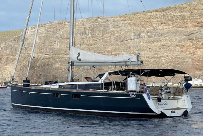 Beneteau Sense 55 Yacht for Sale – Luxury Sailing Yacht