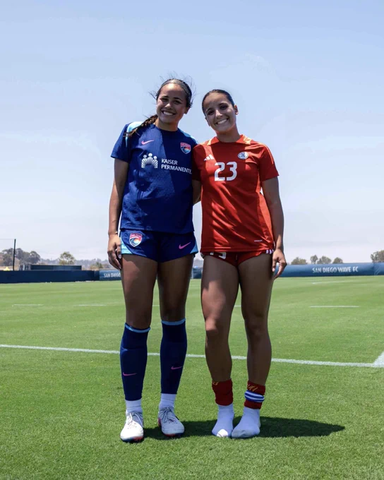 Alexa Pino and Skye Leach at Philippines WNT camp in San Diego